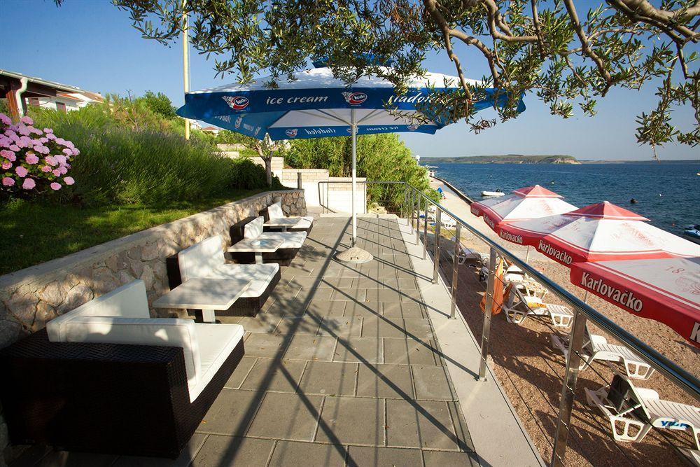 Hotel Vila 4M Ražanac Zewnętrze zdjęcie